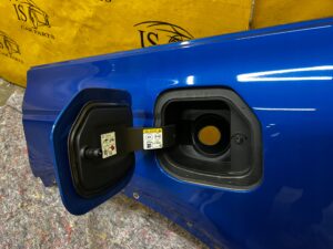 BŁOTNIK TYŁ LEWY FORD BRONCO 21- VELOCITY BLUE PEARL METALIC