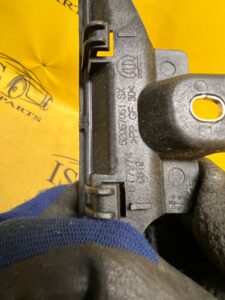 ZAŚLEPKA WSPORNIK OSŁONA FIAT 500 ABARTH 52057051