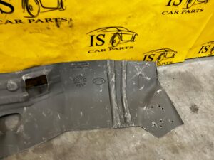 WYGŁUSZENIE ŚCIANY GRODZIOWEJ PODŁOGI LR RANGE ROVER EVOQUE II L551