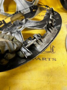 KOMPLET KOŁPAKI KÓŁ 15″ DACIA SANDERO III 2023R