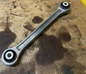 WAHACZ TYŁ TYLNY LEWY PRAWY PORSCHE PANAMERA 970 I LIFT