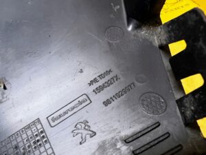 ZAŚLEPKA RADARU ZDERZAKA PRZÓD PEUGEOT EXPERT III TRAVELLER