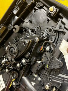 BOCZEK DRZWI PRAWY TYŁ RANGE ROVER EVOQUE II L551