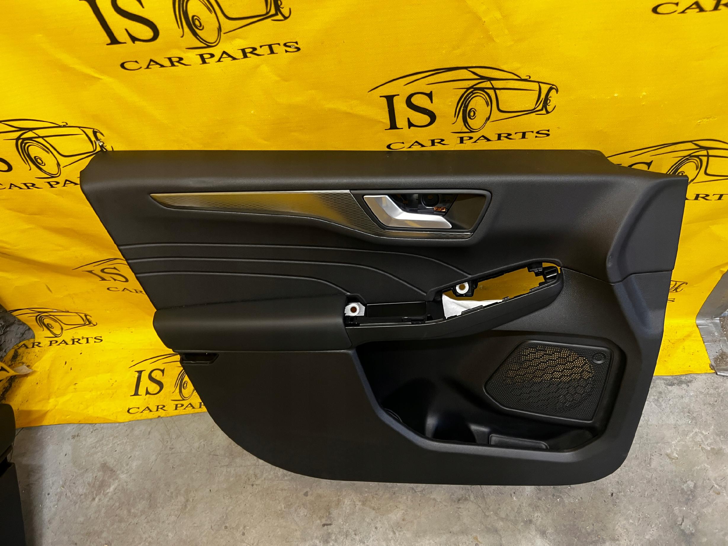 TAPICERKA BOCZEK DRZWI PRZÓD LEWY FORD KUGA MK3 LIFT TITANIUM EU