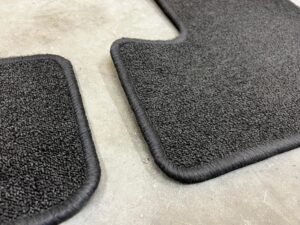 DYWANIKI WYCIERACZKI WELUROWE TYŁ ORYGINALNE RENAULT MEGANE IV HB