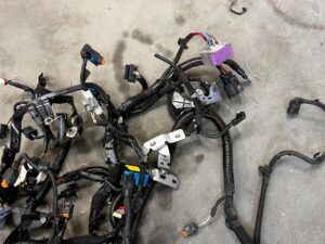 WIĄZKA INSTALACJA OKABLOWANIE SILNIKA RENAULT DACIA 1.5 BLUE DCI K9K U874