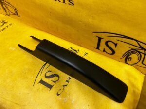 OSŁONA ZAŚLEPKA RELINGU DACHOWEGO TYŁ PRAWY DACIA SANDERO II STEPWAY