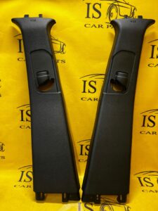 POSZYCIE SŁUPKA PRAWE JEEP GRAND CHEROKEE WK2