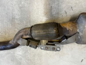 RURA WYDECHOWA TŁUMIK WYDECH ŚRODKOWY AUDI A8 D4 4H LONG 4.0 TFSI