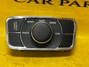 PANEL STEROWANIA NAPĘDEM JEEP GRAND CHEROKEE WK2