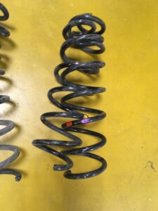 KOMPLET SPRĘŻYNY TYŁ RENAULT MEGANE IV HB 1.3 TCE