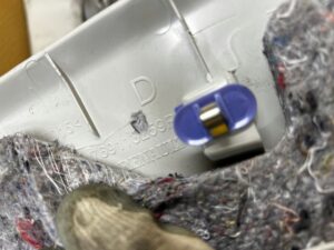 POSZYCIE OSŁONA OBUDOWA SŁUPKA PRZÓD A PRAWY RENAULT SCENIC IV