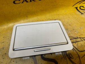 LAMPKA LUSTERKO WEWNĘTRZNE PODSUFITKI AUDI A8 D4 4H