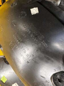 NADKOLE KOMPLETNE PRAWY PRZÓD DACIA SANDERO III STEPWAY