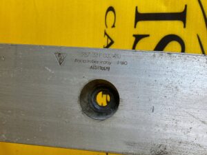 WSPORNIK ZAWIESZENIA PRAWY TYŁ PORSCHE 987 CAYMAN