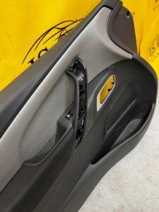 BOCZEK TAPICERKA DRZWI LEWY PRZÓD CITROEN C4 GRAND PICASSO II UK