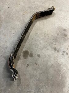 2 X MOCOWANIE UCHWYT OBEJMA ZBIORNIKA PALIWA RANGE ROVER VELAR L560 2.0D