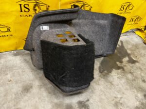 BOCZEK TAPICERKA BAGAŻNIKA PRAWY PRAWA AUDI A8 D4 4H