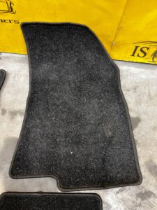 KOMPLET DYWANIKI WELUROWE DACIA SANDERO III 2021R 1.0 SCE