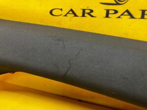 POSZYCIE OSŁONA OBUDOWA SŁUPKA PRZÓD A PRAWY PORSCHE MACAN 95B