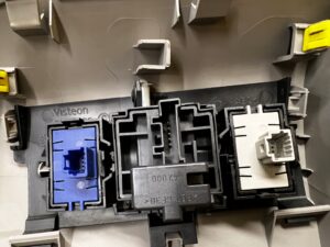 KOMPLET OSŁONA NAKŁADKA DESKI KONSOLI POD KIEROWNICĘ RENAULT ZOE I Z.E.