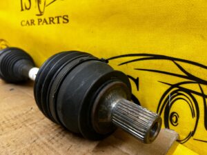 PÓŁOŚ PRZÓD PRZEDNIA LEWA LEWY MERCEDES CLA C117 2.2 DIESEL