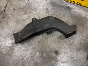 KANAŁ TUNEL PRZEWÓD POWIETRZA PRZÓD PRAWY DACIA DUSTER II