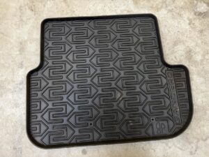 KOMPLET DYWANIKI WYCIERACZKI GUMOWE ORYGINALNE DACIA SANDERO III