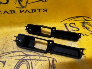 SCHOWEK TUNELU PRZYCISK AMBIENT RENAULT MEGANE IV