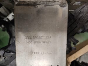 BELKA WZMOCNIENIE STREFA ZGNIOTU ABSORBER ZDERZAKA PRZÓD PORSCHE MACAN 95B