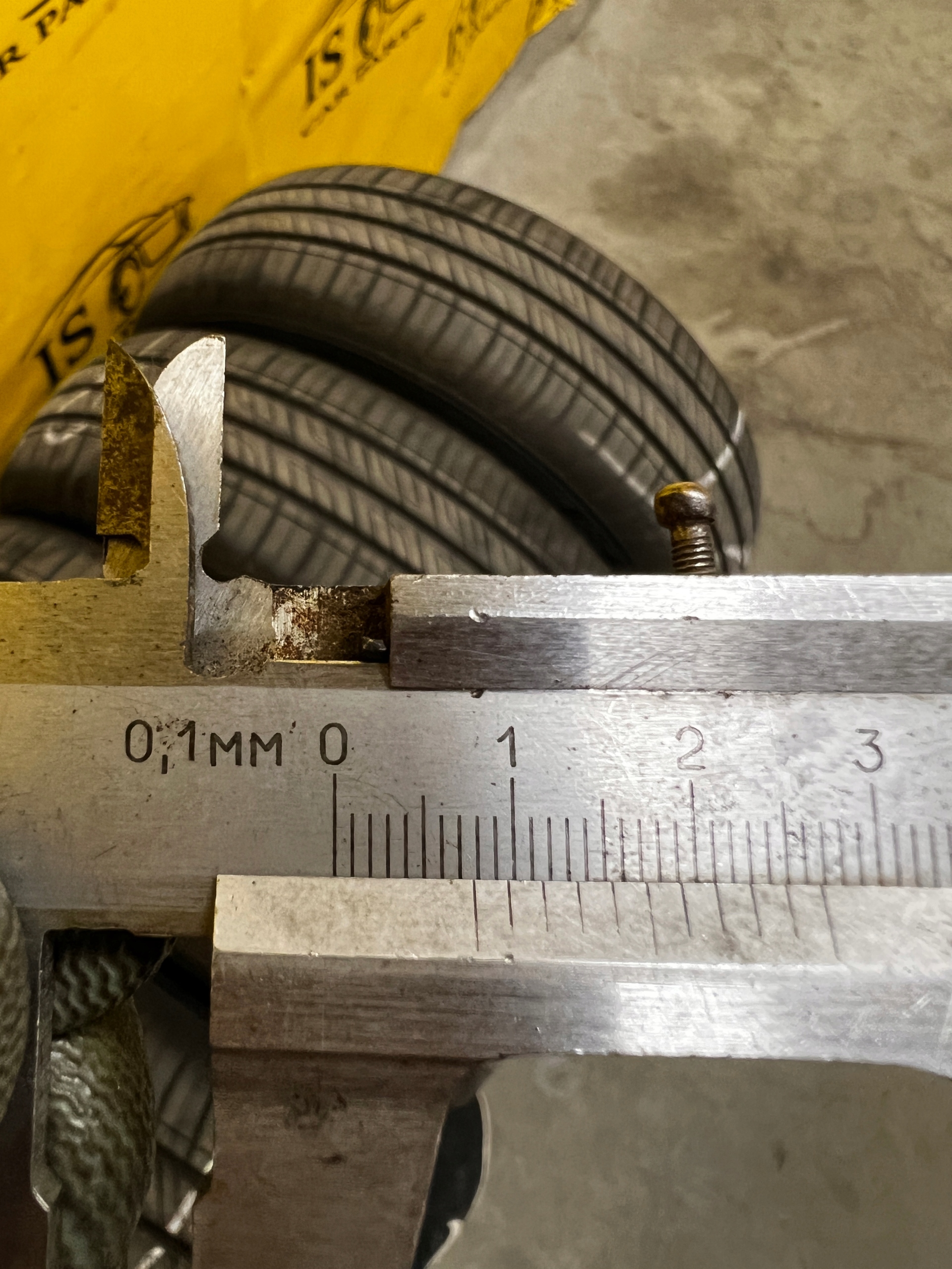 OPONY LETNIE KUMHO SOLUS HS63 185/65 R15 88H 2024R 4 SZT