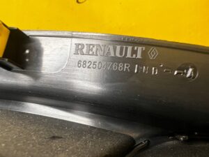 OSŁONA RAMKA OBUDOWA LICZNIKA RENAULT CAPTUR I PRZEDLIFT