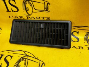 PRAWA OSŁONA ZAŚLEPKA KRATKA LR DISCOVERY V L550