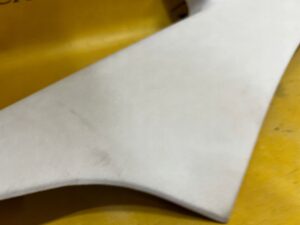 OSŁONA POSZYCIE TAPICERKA SŁUPKA D LEWA ALCANTARA AUDI A8 D4 LONG