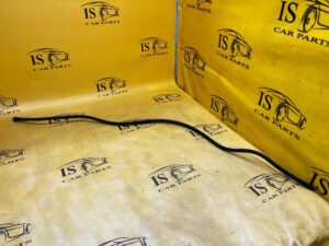 RURA SPUSTOWA ODPŁYW WODY Z SZYBERDACHU TYŁ PORSCHE PANAMERA 970 I LIFT