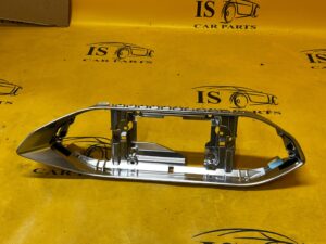 RAMKA WYŚWIETLACZA OSŁONA DEKOR CHROM DESKI NAWIGACJI PEUGEOT 308 II T9 EU