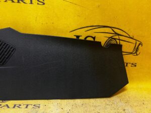 PRAWA OSŁONA TUNELU ŚRODKOWEGO RENAULT CLIO V HB