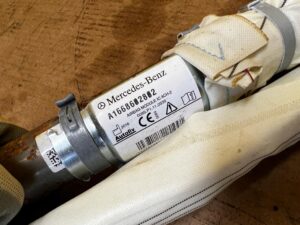 KURTYNA AIRBAG PODUSZKA POWIETRZNA PRAWA PRAWY MERCEDES GLS X166