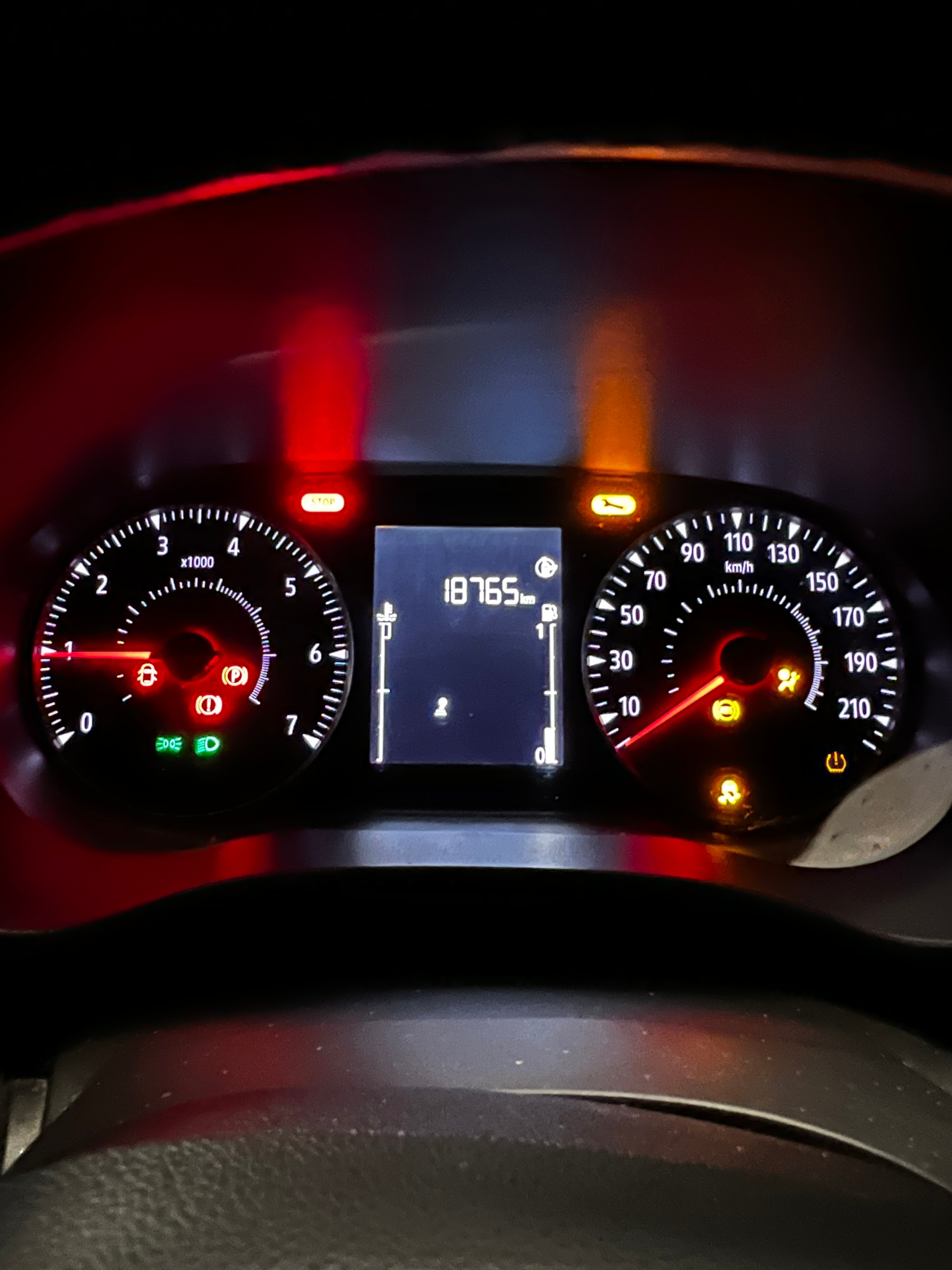 KLAMKA WEWNĘTRZNA DRZWI PRAWA CHROM DACIA SANDERO III 2021R