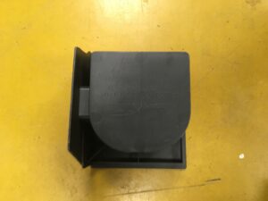 SCHOWEK CUPHOLDER UCHWYT NA KUBKI INFINITI G37