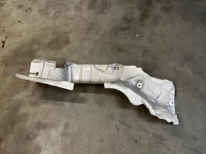 BLACHA OSŁONA TERMICZNA MERCEDES GLS X166 450 3.0 B V6