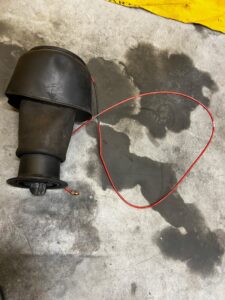 KOMPLET MIECHY MIECH TYŁ TYLNY PNEUMATYCZNY PRAWY LEWY BMW 5 F11