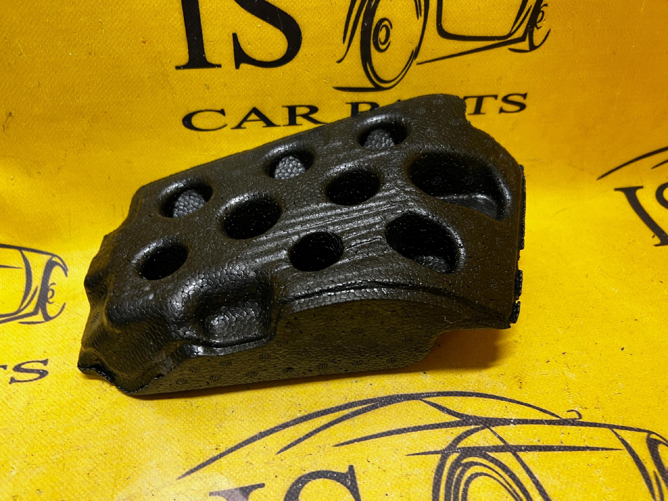 STYROPIAN PODNÓŻEK JEEP GRAND CHEROKEE WK2