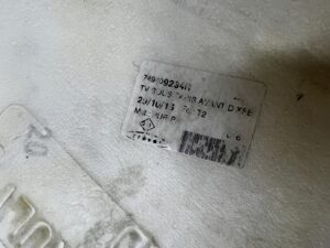 MATA WYGŁUSZENIE PODŁOGI PRAWA PRAWE RENAULT MEGANE IV