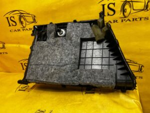 TAPICERKA BOCZEK BAGAŻNIKA TYŁ PRAWY PRAWA MERCEDES CLS W218 SHOOTING BRAKE