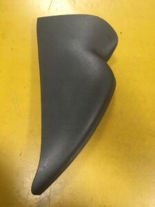 LEWA ZAŚLEPKA OSŁONA BOCZEK DESKI PEUGEOT 308 T9