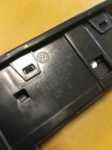 PANEL PRZEŁĄCZNIKI KONSOLI PDC AWARYJNE VW ARTEON