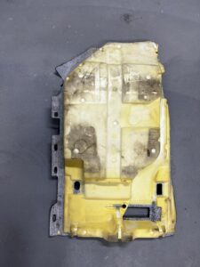 WYKŁADZINA DYWAN PRAWY PRZÓD PEUGEOT 3008 II EU