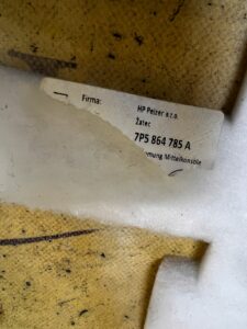 OSŁONA WYGŁUSZENIE PIANKA TUNELU PORSCHE CAYENNE II 7P5 LIFT 92A