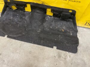 WYGŁUSZENIE WYKŁADZINA LAND ROVER L462 DISCOVERY V